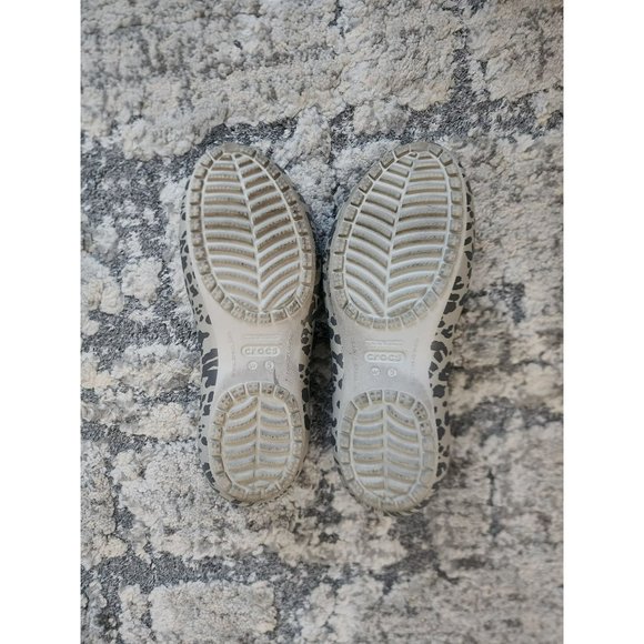 Crocs Women's Kadee Animal Print  Slip-On Casual Ballet Flat Shoe Size W5 - Picture 12 of 16